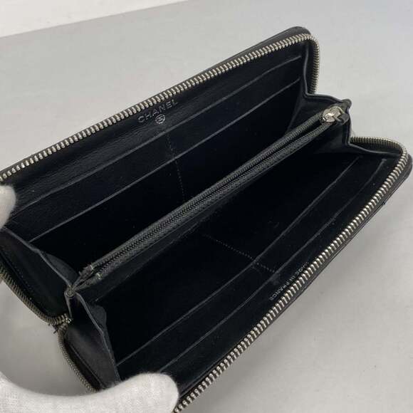 CHANEL Black Leather Wallet - Picture 3 of 11